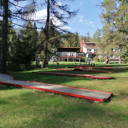 Bungalovy Pri Hoteli Spojar Žiar Exterior foto